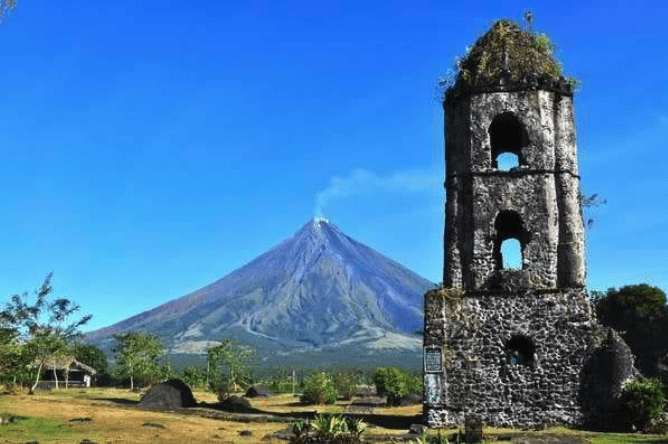 Explore the 10 Top-Rated Philippines Tourist Attractions